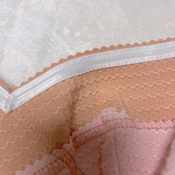 Luna Louisa Bandage Dress - Picture 6 of 10